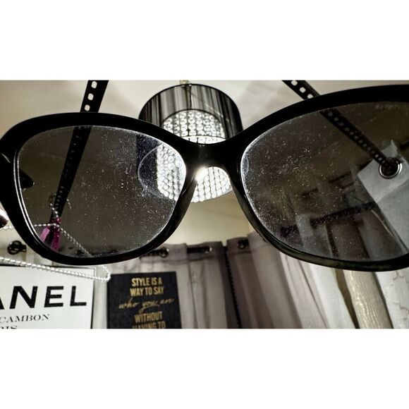 VERSACE vintage Medusa head oversized sunglasses mod-4232 black gold y2k